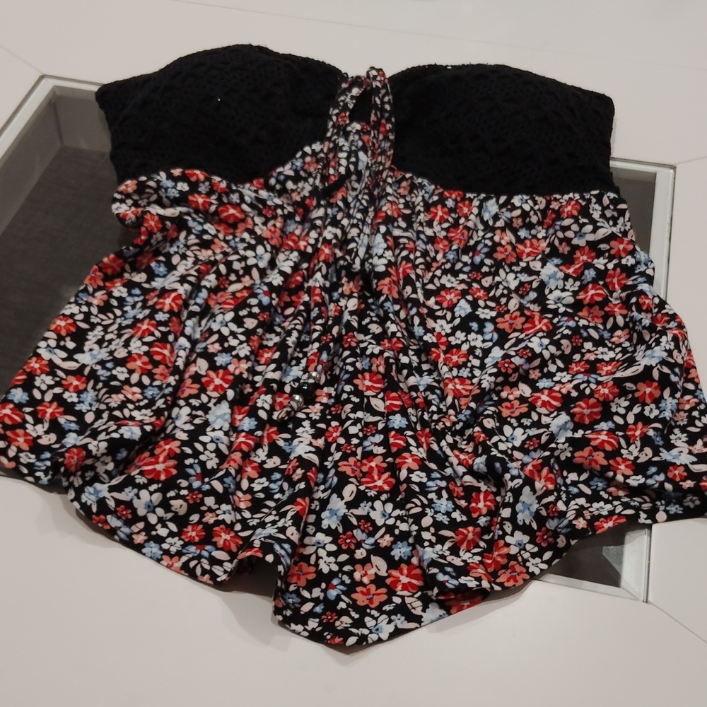 Woman top
